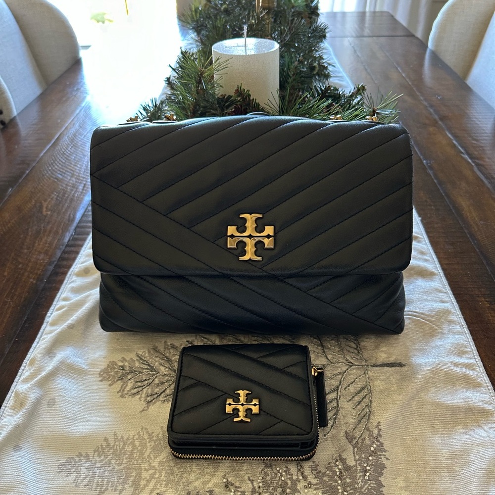 Tory Burch Kira Chevron Convertible Shoulder Bag AND Matching Wallet! 🎉